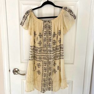 Off-Shoulder Summer Ivory Dress